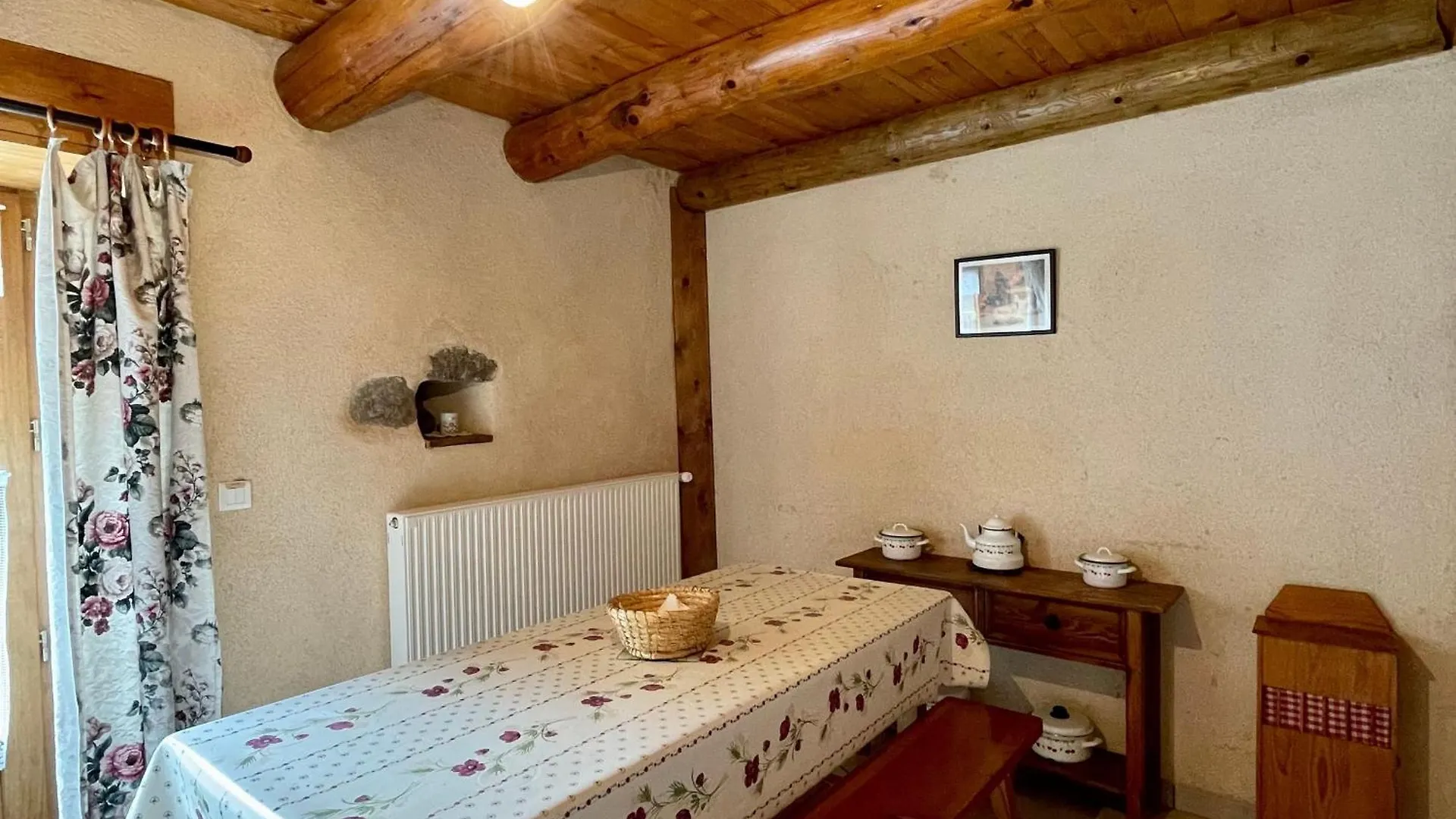 Ferme Renovee, 3 Chambres, Cheminee - Fr-1-582-207 Saint-Ilpize Semesterbostad